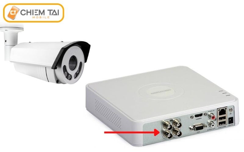 Chân cắm của đầu ghi hình bị lỗi khiến hình ảnh camera thu được bị mất màu