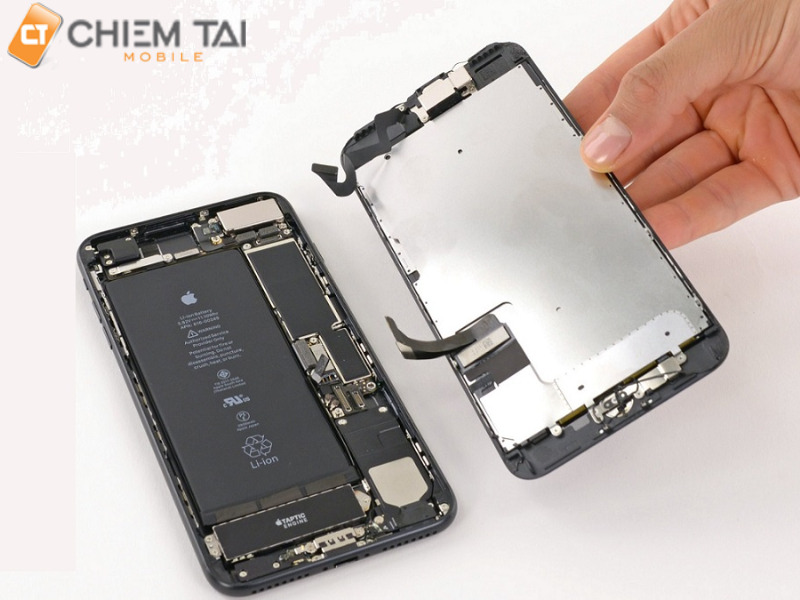 Cửa hàng Chiêm Tài Mobile sửa chữa màn hình điện thoại