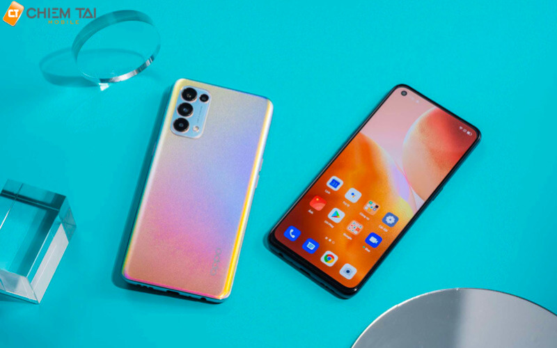 Điện thoại OPPO Reno5 sử dụng màn hình Dynamic Amoled