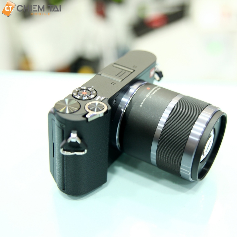 Máy ảnh Xiaomi Yi M1 nhỏ gọn có chế độ chụp tự động