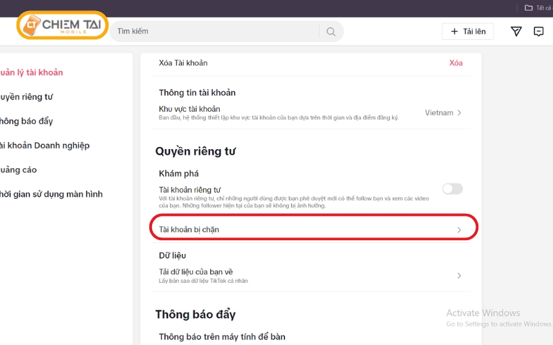  Ở phần Quyền riêng tư, nhấp vào phần “Tài khoản bị chặn”.