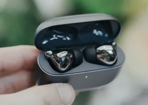 Chi tiết chiếc tai nghe Honor Earbuds 3 Pro có tính năng đo thân nhiệt, chống ồn cực xịn, giá chỉ 5 triệu đồng